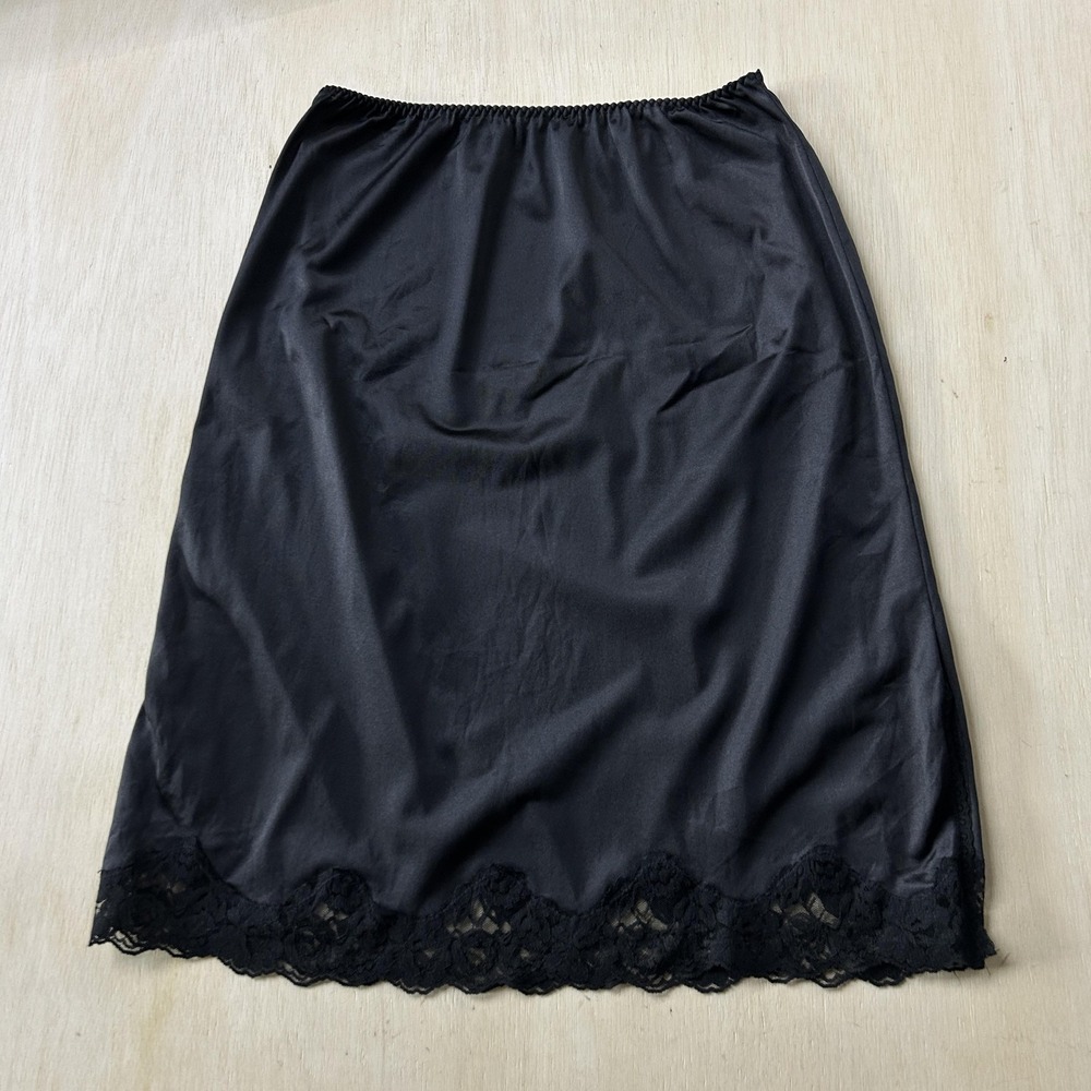 Vintage Half Slip Womens Medium Black Nylon Satin Lace Hem Underskirt Lingerie